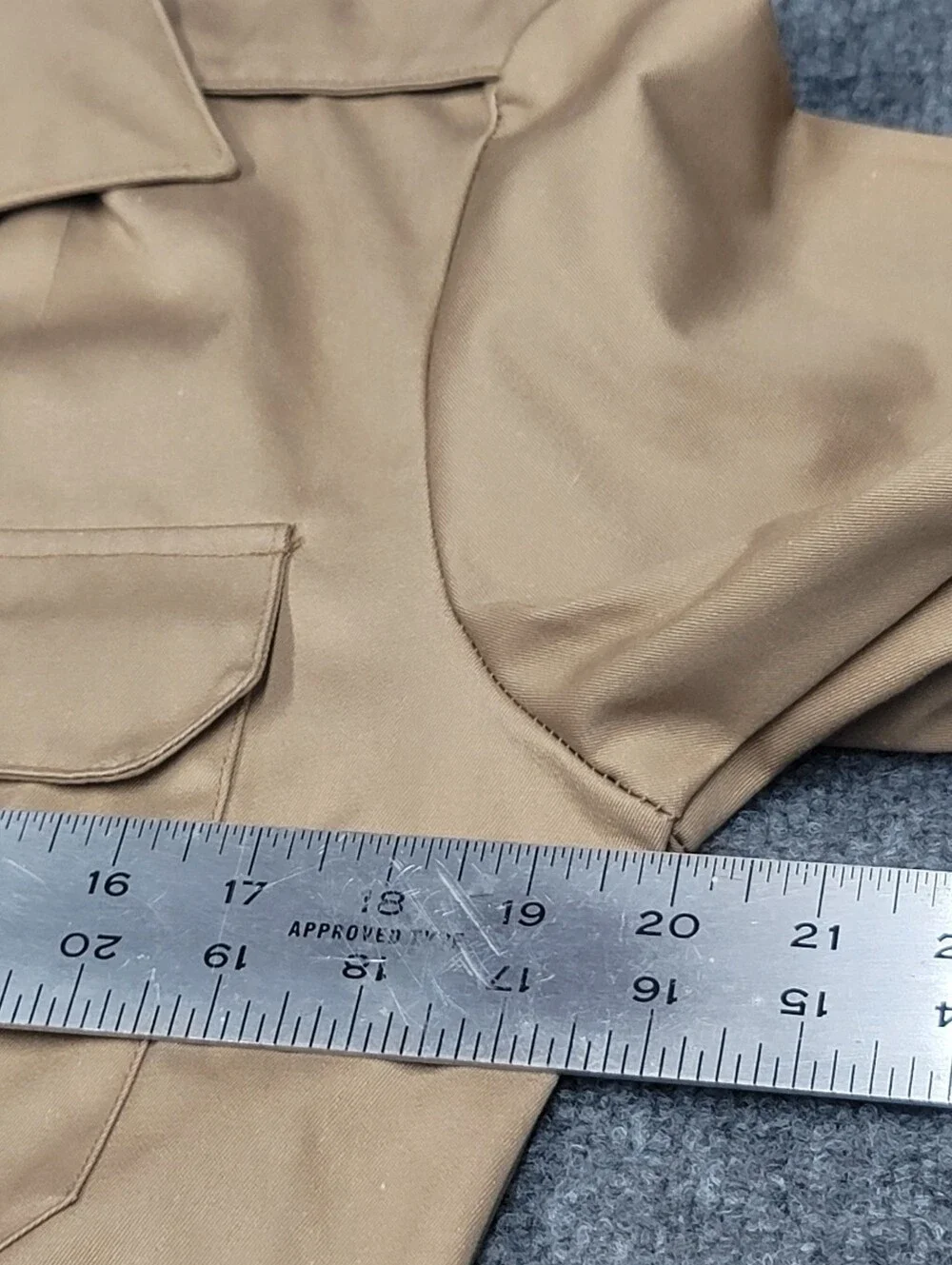 Vintage 70’s US Army Khaki Tan No Ptches Dress Shirt Size S